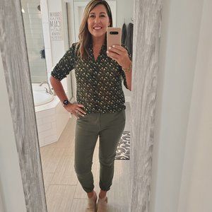 Cabi 4337 Garden Blouse Fall 2022 Medium EUC